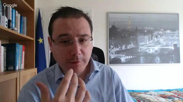 Embedded thumbnail for Curs: O politică de capital uman pentru Uniunea Europeană: soluții supranaționale și interguvernamentale